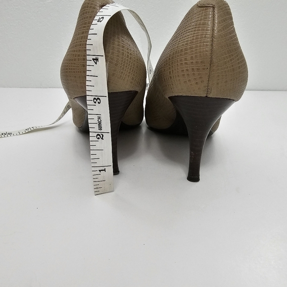 Calvin Klein Selene Neutral Tan Pumps Textured Leather Slip On Shoes Size 8.5 - Picture 5 of 11